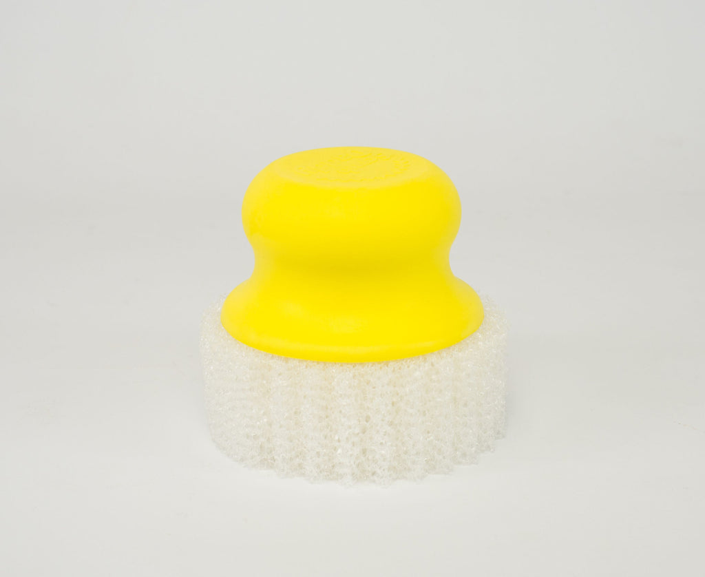 Scrub Hub with attached Scrub Daddy front view