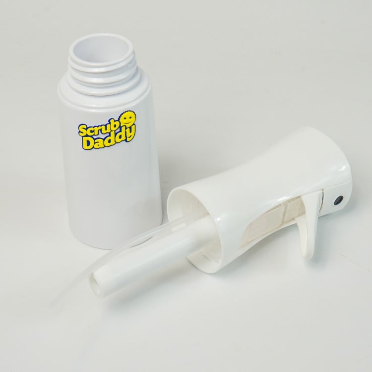 Spray Bottle 2 pieces unscrewed