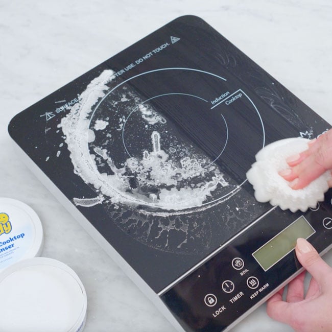 Stovetop cleanser on hot plate